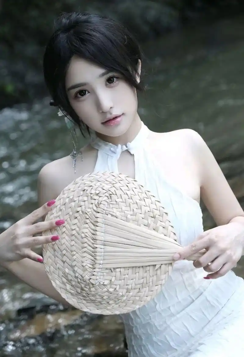 闪婚老公是首富短剧在线观看